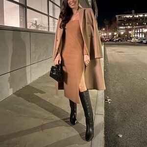 Chic Ribbed Knit Midi Dress in Tan